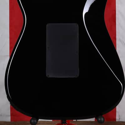 Charvel Pro-Mod So-Cal Style 1 HH FR E - 3-Tone Sunburst image 5