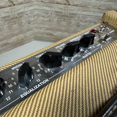 Peavey Classic 50 410 50w 4x10in Tube Combo image 5