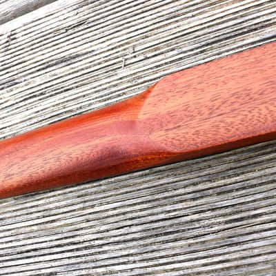 Stratocaster neck, mahogany, 22 frets, leveled and polished, 9,5" radius image 8