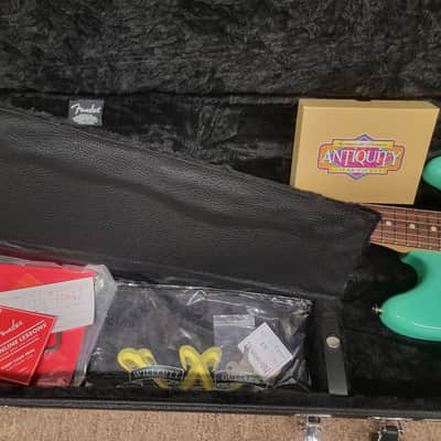 Fender Player Duo-Sonic 2020 - 2024 - Seafoam Green with upgrades image 3