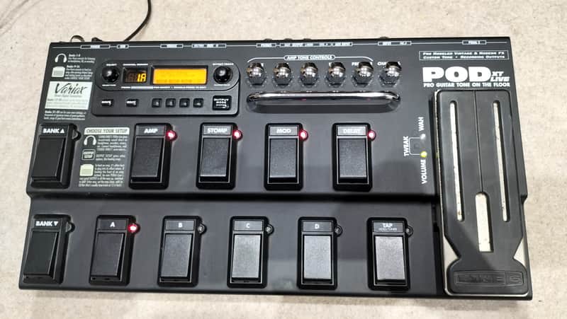 Line 6 POD xt Live Multi-Effect and Amp Modeler | Reverb UK