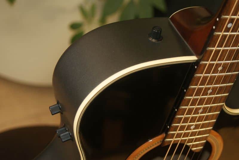 Yamaha APX-6 Electro-acoustic | Reverb