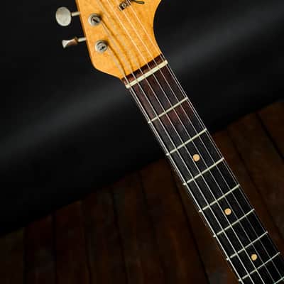 Fender STRATOCASTER 1963 - 3 TONE SUNBURST image 8