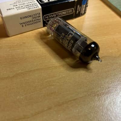 Mesa Boogie EL-84 / 6BQ5 Tube 2010s - Glass image 4