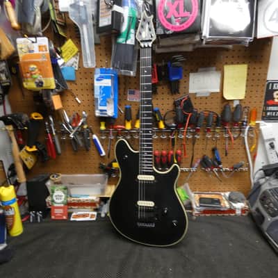 EVH Wolfgang USA - Satin Black image 2