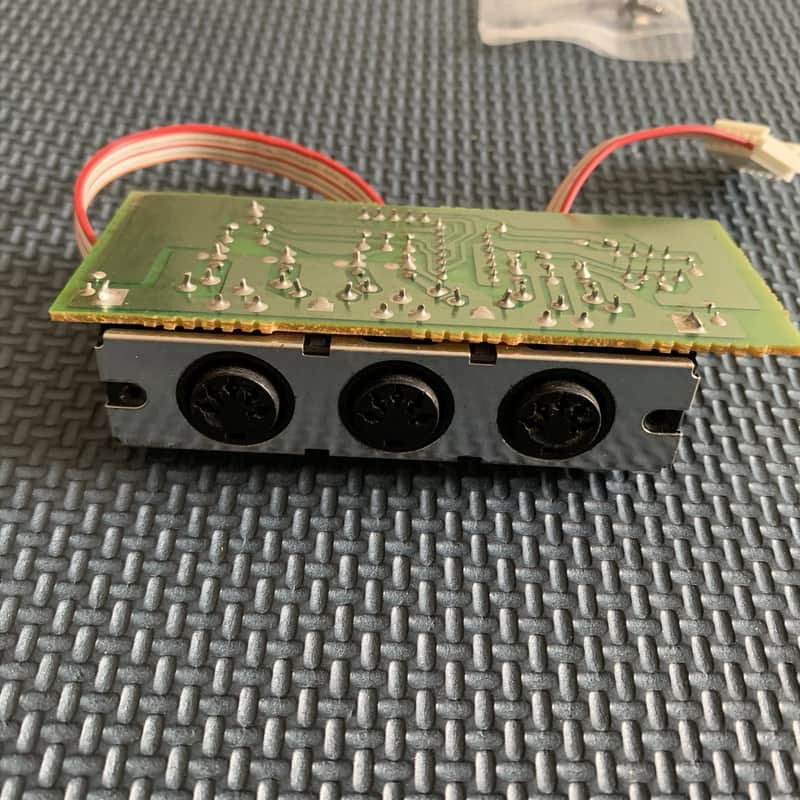 Akai S3200 Sampler MIDI Ports (Not XL) image 1