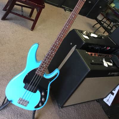 Peavey Forum Blue image 1
