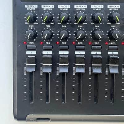 TASCAM DP-03SD 8-track Digital Portastudio Recorder 2017 - Present - Black image 2