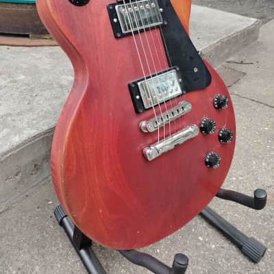 ✨ FOR SALE: 2008 Gibson Les Paul Studio – Faded Cherry (Original Owner) ✨ image 4