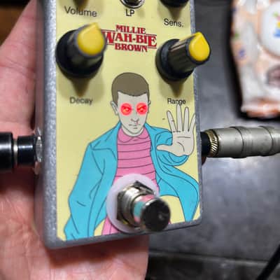 CELEBRITY PEDALS Millie Wah-Bie Brown Envelope Filter image 14