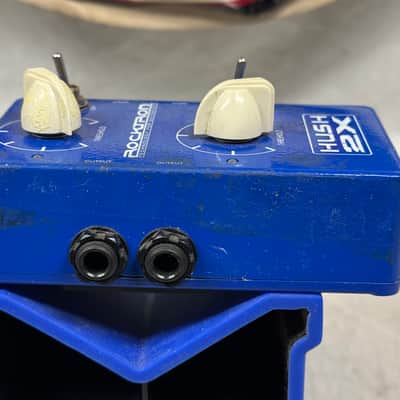 Rocktron HUSH 2X Noise Gate Pedal - missing battery cover image 6