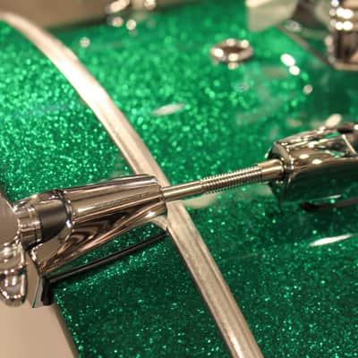 Yamaha Absolute Hybrid Maple 5-pieces Jade Green Sparkle Drum Set - Demo! image 5