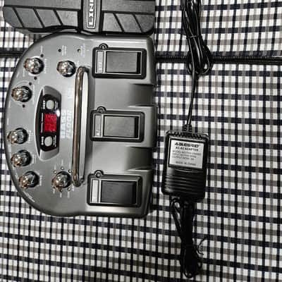 Line 6 Floor POD Multi-Effect and Amp Modeler 2010s - Black image 2