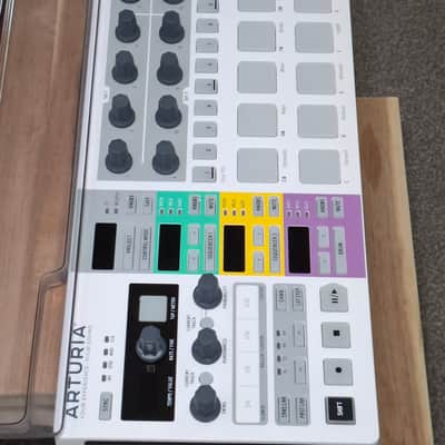 Arturia BeatStep Pro MIDI Controller & CV Sequencer image 9