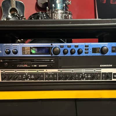 Behringer Super X CX2300 Crossover with Limiters 2000s - Black / Silver image 1