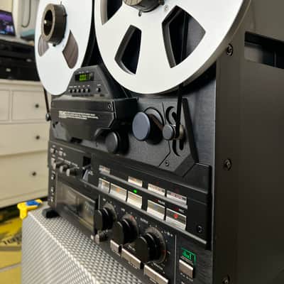 TEAC X-2000R - Black image 12