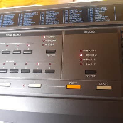 Roland E 10 Synthesizer image 10