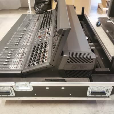 Avid Venue S6L-32D-192 with Stage 64 (96k ex VAT) image 15