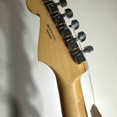 Fender Player Stratocaster HSS Plus Top with Pau Ferro Fretboard 2019 - Present - Tobacco Sunburst image 7