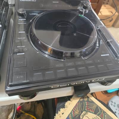 Denon Prime 4 Standalone DJ System 2019 plus Denon LC6000 Controller and cases image 6