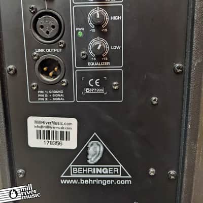 Behringer Eurolive B215A 400W 15