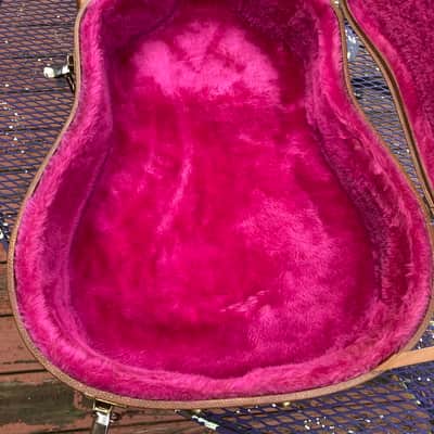Gibson Guitar Case - Canadian made J-45/Hummingbird/J-50 image 2