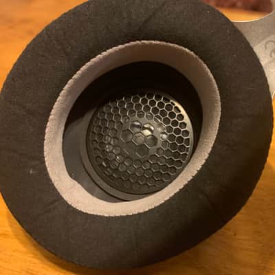Focal Elegia image 6