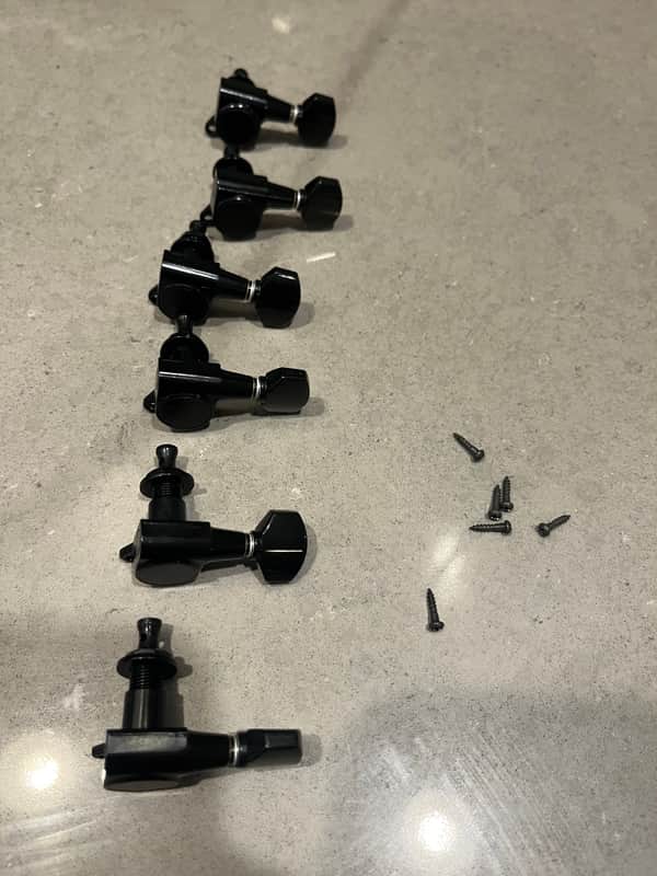 Gotoh 6-in-Line Tuning Machines Black P image 1