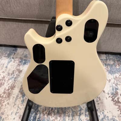 EVH Wolfgang USA Edward Van Halen Signature - Ivory, Ebony, Floyd Rose image 13