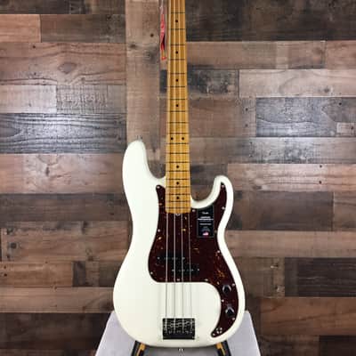Fender Am Pro II Precision Bass, Olympic White, Hard Case, Free Ship, 483 image 4
