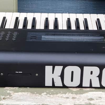 STUDIO SALE! Korg M1 Synthesizer 1988+ Japan image 12