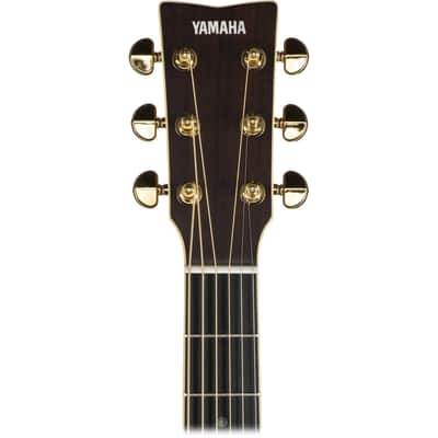 Yamaha L Series Rosewood Small Body Acoustic Guitar With Passive Pickup With Hard Bag; Natural image 6