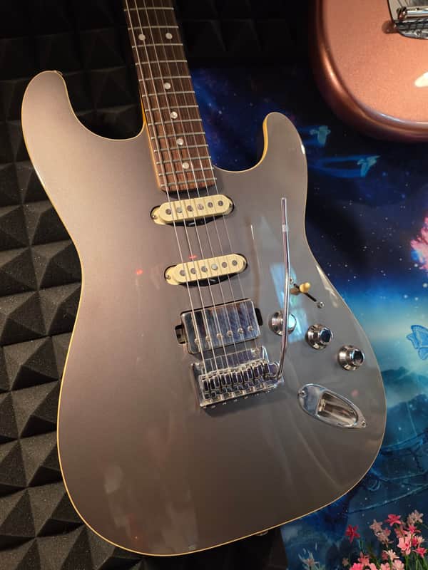 Fender MIJ Aerodyne Special Stratocaster HSS 2022 - Present Dolphin Gray Metallic
