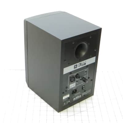 JBL 305P MkII 2-Way 5" Active Nearfield Studio Monitor (Single) - Black image 5