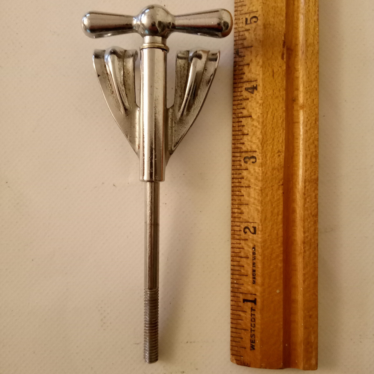Ludwig Bass Drum Bow-Tie Tension T-Rod+Claw 4 1/2"Chrome Vintage50s-60s Keystone — main photograph