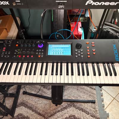 Yamaha MODX6+ 61-Key 16-Voice Synthesizer 2022 - Present - Black