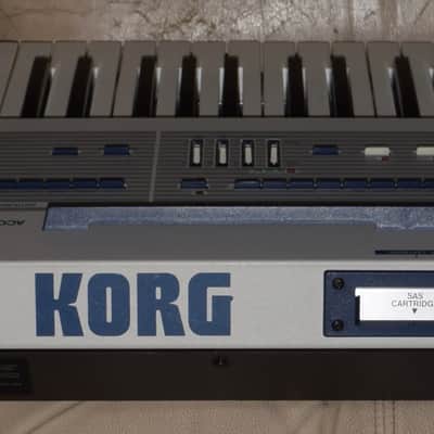 Korg SAS-20 Synthesizer Personal Keyboard With Accessories image 7