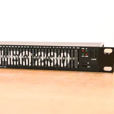 Alesis M-EQ 230 Dual-Channel 1/3 Octave Precision EQ (NO POWER SUPPLY) CG01Z32 image 2