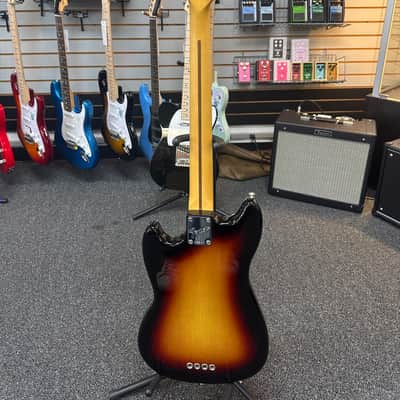 Fender American Professional Classic Mustang Bass - 3-Color Sunburst image 4