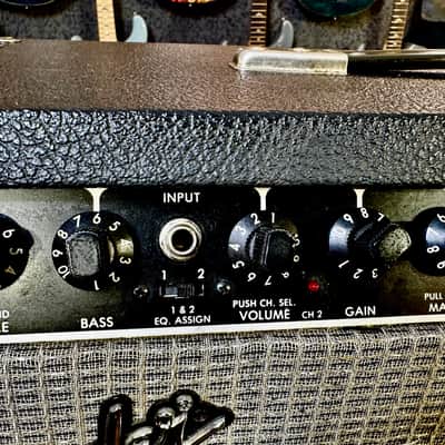 Fender SHOWMAN COMBO 1x15 “ 200 Watts Solid State 1982-1983 Paul Rivera Era Super Rare image 10