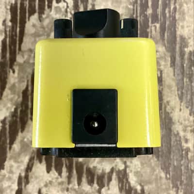 Donner Yellow Fall Analog Delay 2010s - Yellow image 6