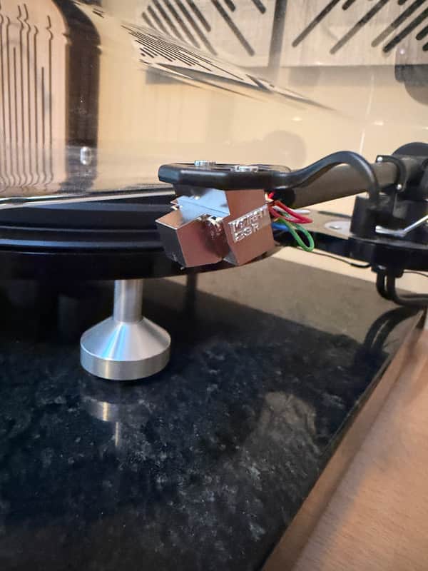 Dynavector Karat 23R mid-80s - Phono cartridge w. ruby cantilever and diamond tip
