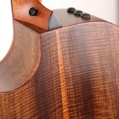 Taylor Custom Shop Grand Auditorium Florentine Western Red Cedar and Laurelwood 2019 image 5