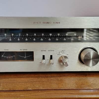 JVC JT-V71 tuner in excellent condition - 1980's image 1