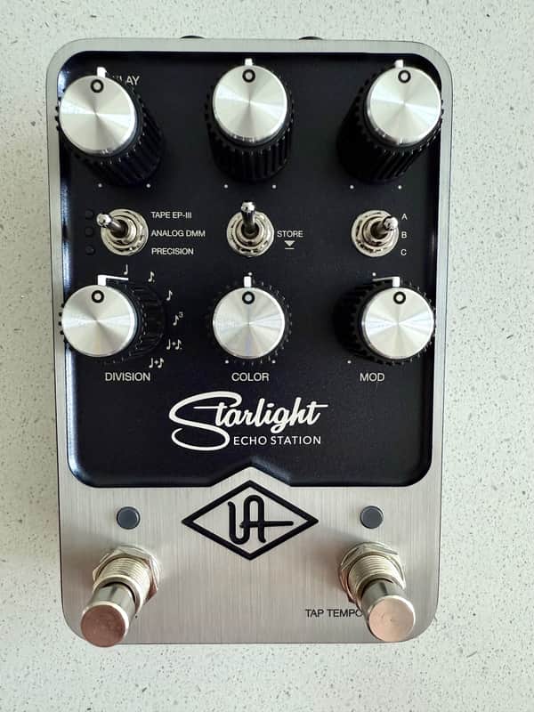 Universal Audio Starlight Echo Station 2021 - Present - Silver image 1