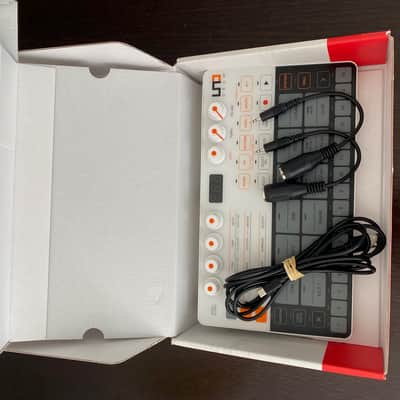 IK Multimedia UNO Drum Analog/PCM Drum Machine 2019 - Present - White / Black image 5
