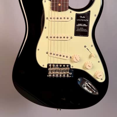 Fender Vintera III Early '60s Stratocaster - Black image 1