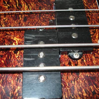 Squier P-Bass Upgraded with fender 62 reissue pickup image 5