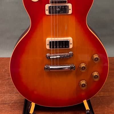 Vintage Gibson Les Paul Deluxe 1979 - Cherry Sunburst image 2