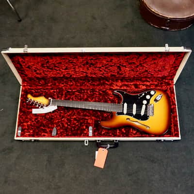Fender Limited Edition Suona Stratocaster Thinline Ebony Fingerboard Violin Burst image 11
